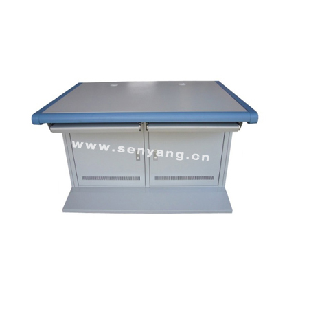 平面操作臺(tái)